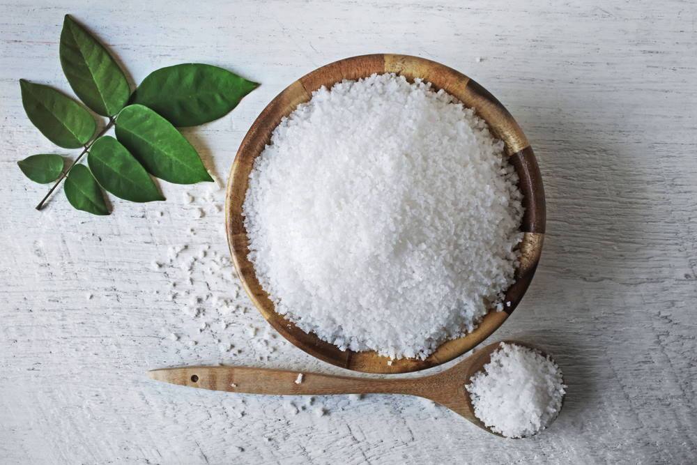 Aquarium Salt: When and How to Use It Properly - Aquarium Co-Op